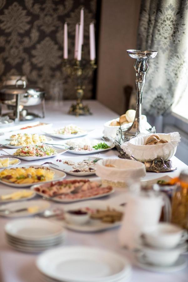 Palac Piorunow & Spa Kwiatkowice Luaran gambar