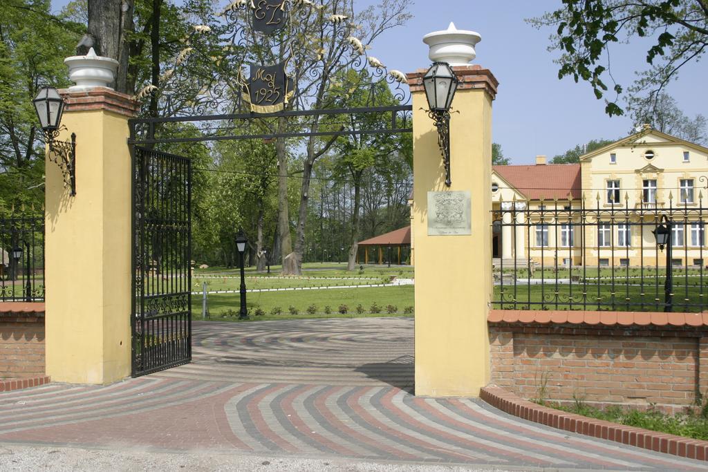 Palac Piorunow & Spa Kwiatkowice Luaran gambar