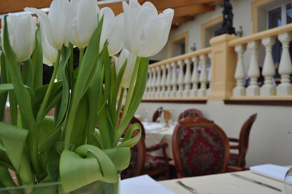 Palac Piorunow & Spa Kwiatkowice Luaran gambar