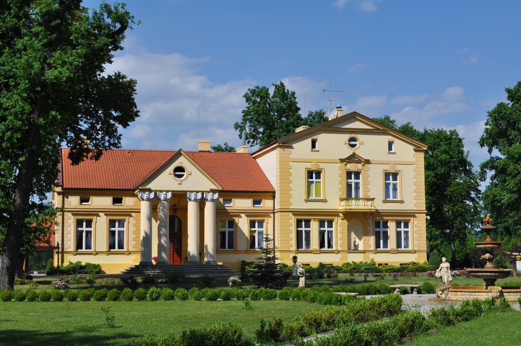 Palac Piorunow & Spa Kwiatkowice Luaran gambar