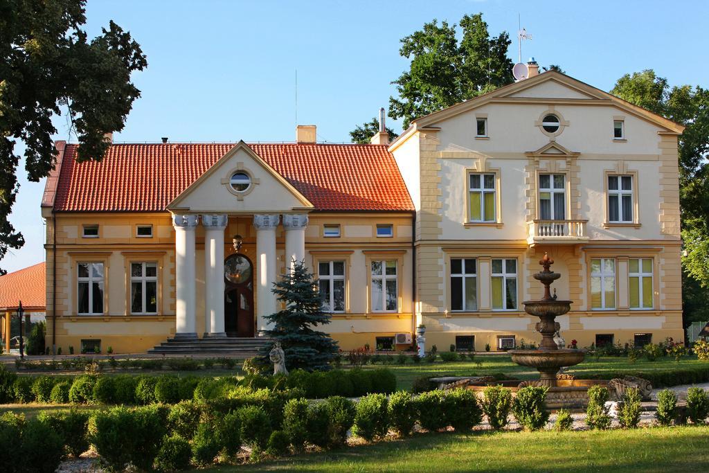 Palac Piorunow & Spa Kwiatkowice Luaran gambar