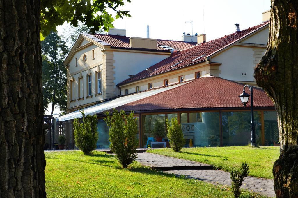 Palac Piorunow & Spa Kwiatkowice Luaran gambar