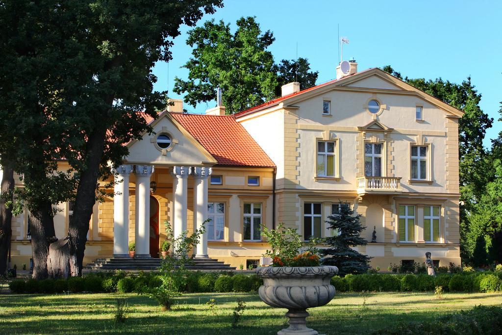 Palac Piorunow & Spa Kwiatkowice Luaran gambar