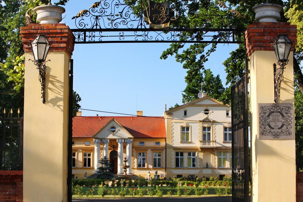 Palac Piorunow & Spa Kwiatkowice Luaran gambar