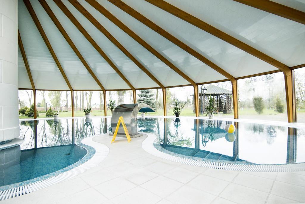 Palac Piorunow & Spa Kwiatkowice Luaran gambar