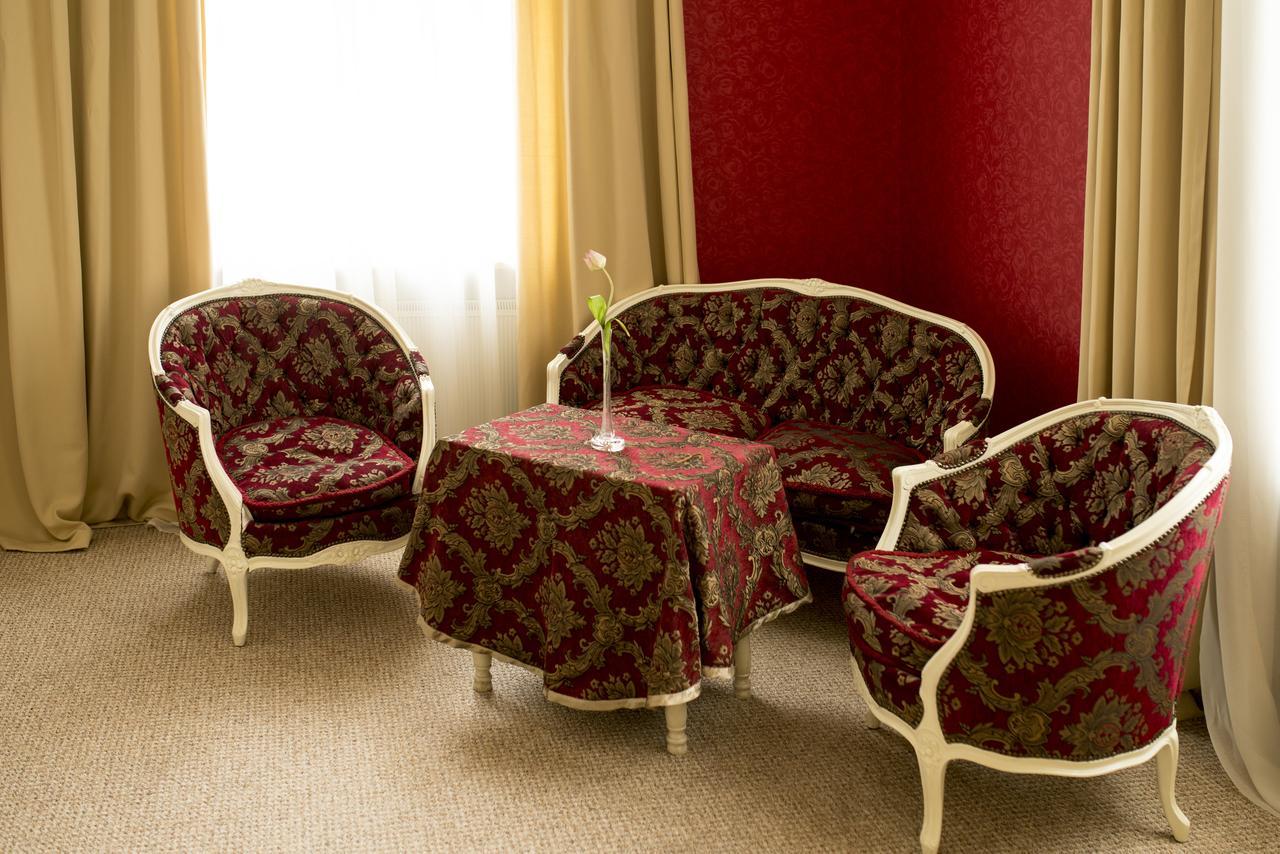 Palac Piorunow & Spa Kwiatkowice Luaran gambar