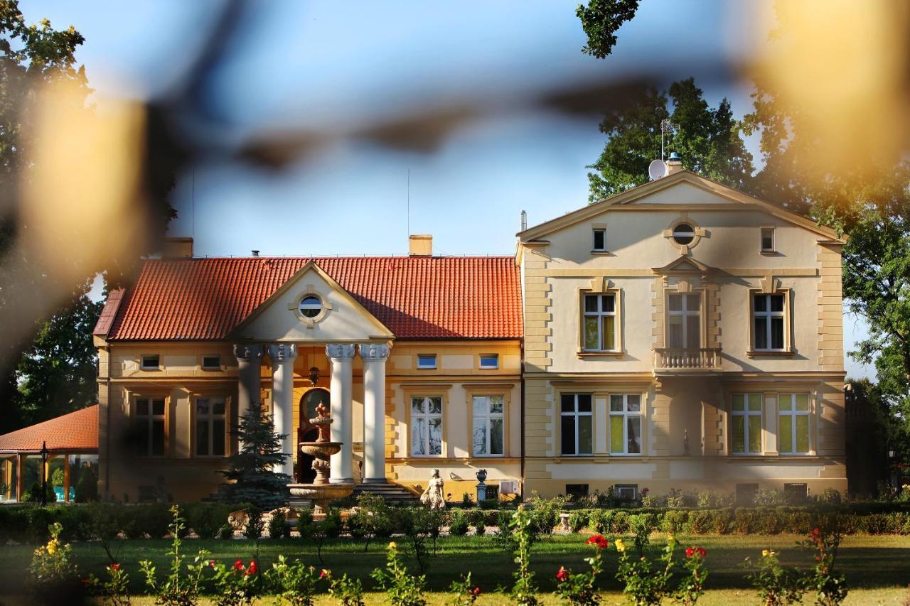 Palac Piorunow & Spa Kwiatkowice Luaran gambar
